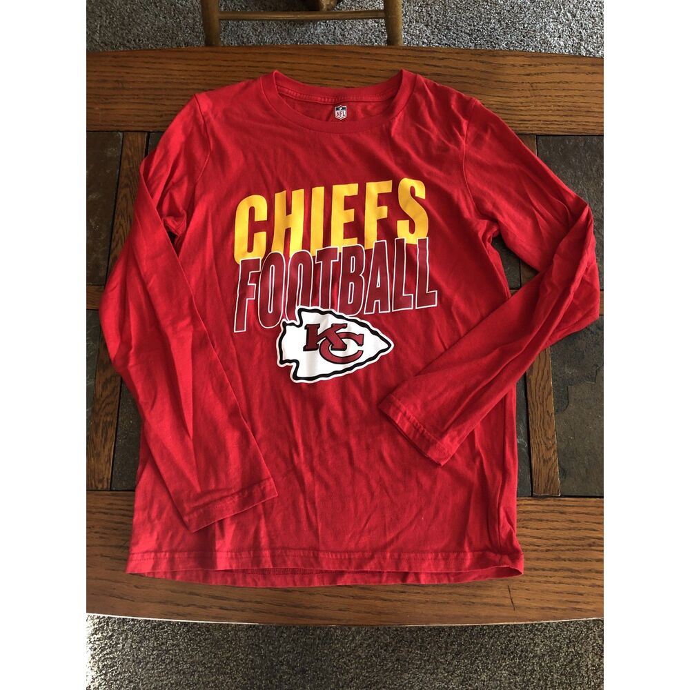 Used Kansas City Chiefs Football Kids Size M 10/12 Long Sleeved Red Shirt EUC